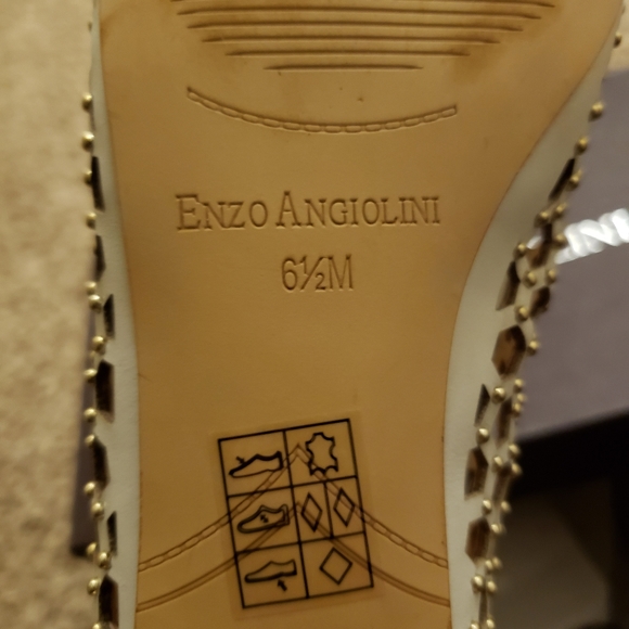 Enzo Angiolini Studded Flats - Picture 8 of 9